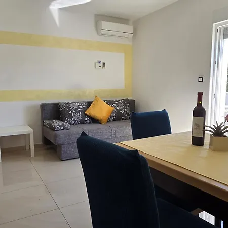 Apartments Villa M&M Novalja Exterior photo