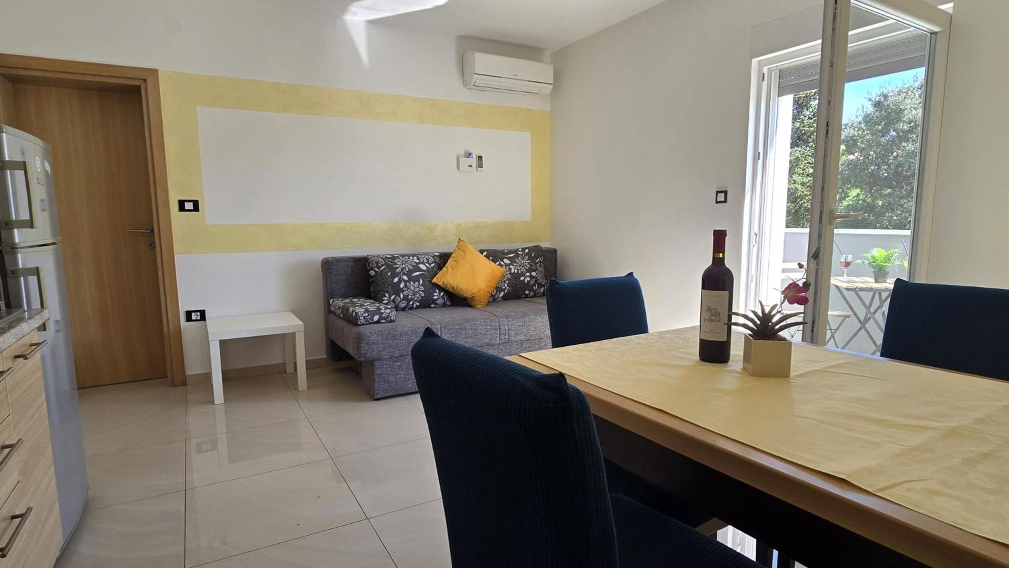 M&m Apartment Novalja