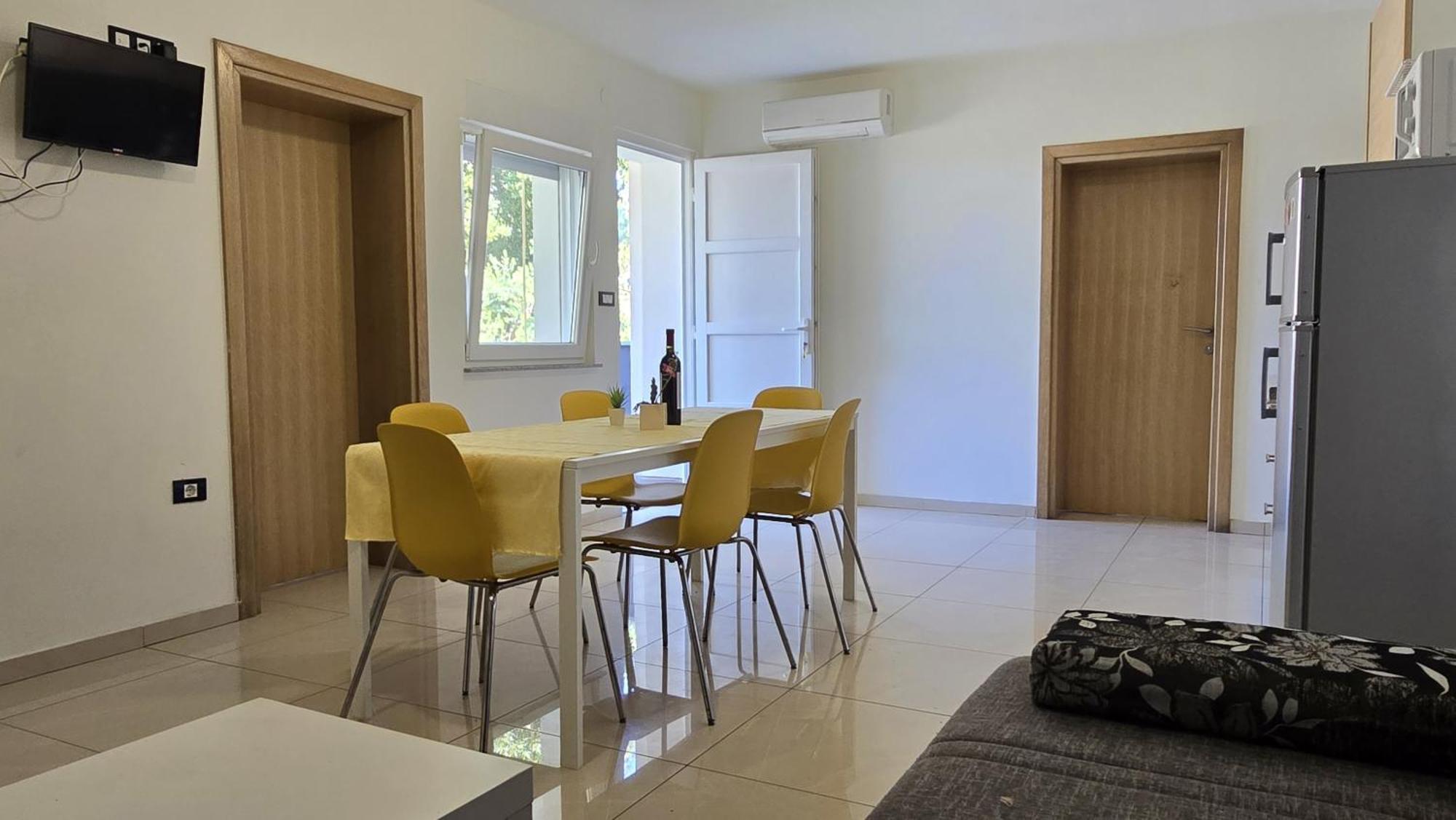 Apartment M&m Novalja